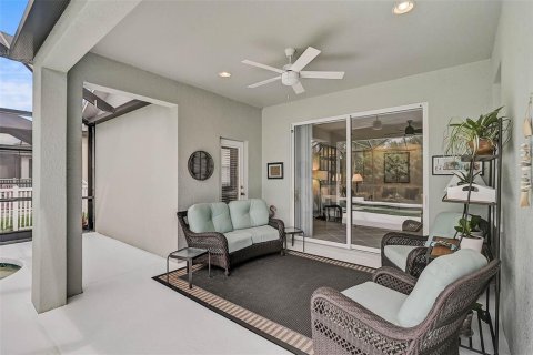 House in Lakewood Ranch, Florida 4 bedrooms, 194.54 sq.m. № 1888568 - photo 24