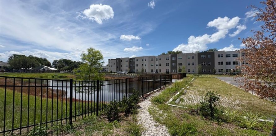 Condo à Orlando, Floride, 2 chambres № 2167216