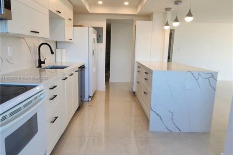 Купить кондоминиум в Авентура, Флорида 2 спальни, 149.11м2, № 1814481 - фото 2