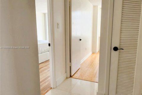 Купить кондоминиум в Авентура, Флорида 2 спальни, 149.11м2, № 1814481 - фото 24