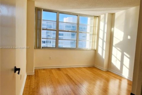 Купить кондоминиум в Авентура, Флорида 2 спальни, 149.11м2, № 1814481 - фото 26