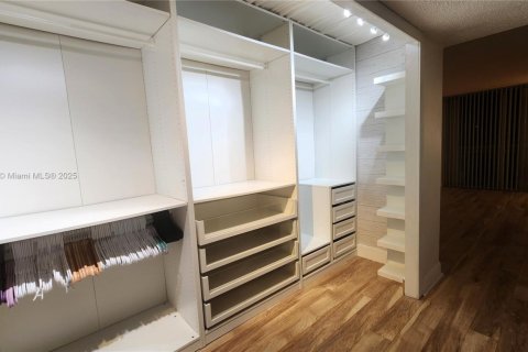 Купить кондоминиум в Авентура, Флорида 2 спальни, 149.11м2, № 1814481 - фото 15