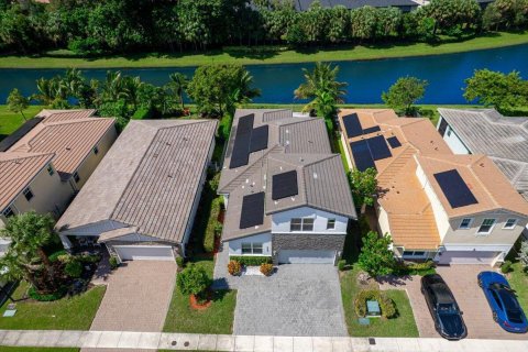 Villa ou maison à louer à Deerfield Beach, Floride: 4 chambres, 202.43 m2 № 2411792 - photo 2