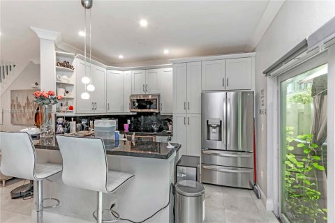 Adosado en alquiler en Doral, Florida, 3 dormitorios, 135.82 m2 № 1949472 - foto 8