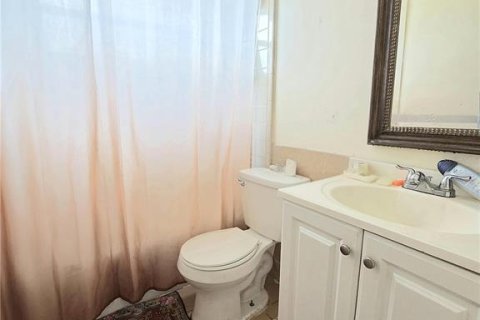 Commercial property in Dunedin, Florida 4 bedrooms, 129.32 sq.m. № 2209788 - photo 6