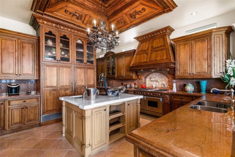 Villa ou maison à louer à Pompano Beach, Floride: 5 chambres, 629.97 m2 № 1710857 - photo 11