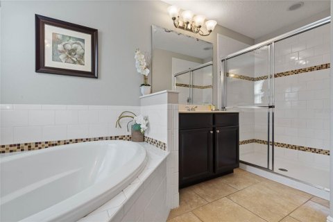 House in Davenport, Florida 7 bedrooms, 331.48 sq.m. № 1430252 - photo 25
