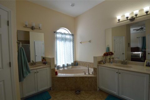 Купить виллу или дом в Пайнсиана, Флорида 6 комнат, 170.57м2, № 1802968 - фото 30