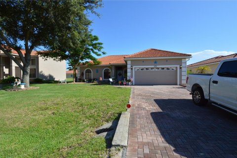 Купить виллу или дом в Пайнсиана, Флорида 6 комнат, 170.57м2, № 1802968 - фото 2