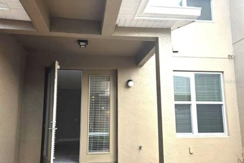 Adosado en venta en Winter Garden, Florida, 3 dormitorios, 173.54 m2 № 2381096 - foto 9