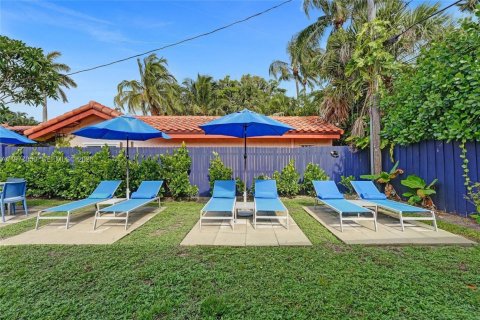 Villa ou maison à louer à Fort Lauderdale, Floride: 3 chambres, 164.62 m2 № 2042393 - photo 23