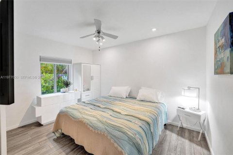 Villa ou maison à louer à Fort Lauderdale, Floride: 3 chambres, 164.62 m2 № 2042393 - photo 15