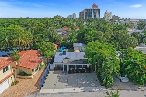 Villa ou maison à louer à Fort Lauderdale, Floride: 3 chambres, 164.62 m2 № 2042393 - photo 30
