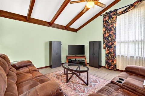 House in Dunnellon, Florida 3 bedrooms, 195.47 sq.m. № 2196309 - photo 8