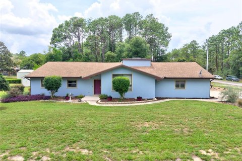 House in Dunnellon, Florida 3 bedrooms, 195.47 sq.m. № 2196309 - photo 3