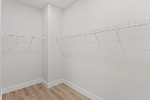 Adosado en venta en Treasure Island, Florida, 5 dormitorios, 244.7 m2 № 1822863 - foto 29