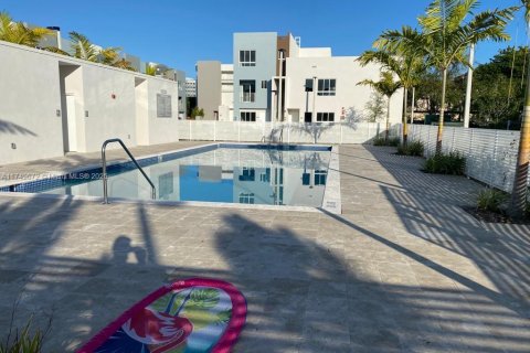 Copropriété à vendre à Miami, Floride: 2 chambres, 117.43 m2 № 1692758 - photo 12