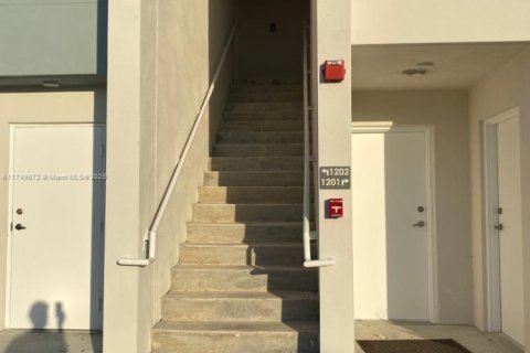 Copropriété à vendre à Miami, Floride: 2 chambres, 117.43 m2 № 1692758 - photo 10