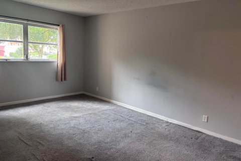 Condominio en venta en Margate, Florida, 1 dormitorio, 72 m2 № 2252388 - foto 13