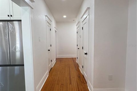 Casa en alquiler en Tampa, Florida, 3 dormitorios, 143.07 m2 № 2111683 - foto 11
