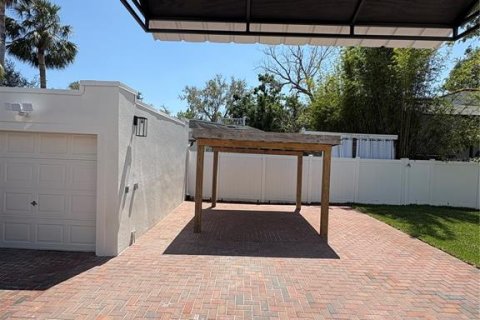 Casa en alquiler en Tampa, Florida, 3 dormitorios, 143.07 m2 № 2111683 - foto 16
