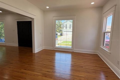 Casa en alquiler en Tampa, Florida, 3 dormitorios, 143.07 m2 № 2111683 - foto 8