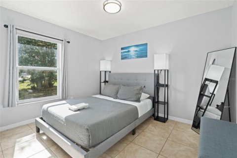 Casa en venta en Davenport, Florida, 4 dormitorios, 154.31 m2 № 2347710 - foto 14