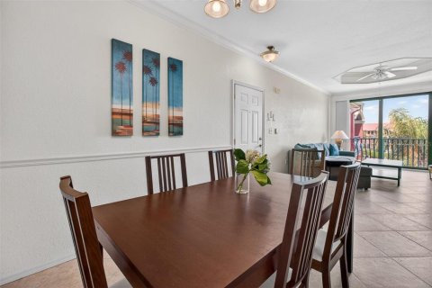 Copropriété à vendre à Clearwater, Floride: 3 chambres, 134.99 m2 № 2111159 - photo 8