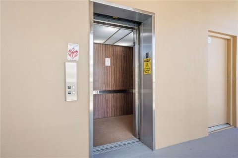 Condominio en venta en Clearwater, Florida, 3 dormitorios, 123.1 m2 № 1911156 - foto 25