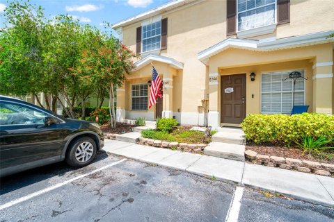Touwnhouse à vendre à Tampa, Floride: 2 chambres, 108.97 m2 № 1919505 - photo 3