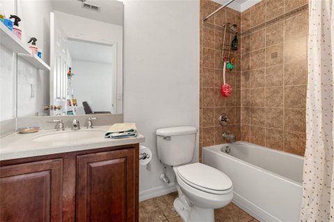 Touwnhouse à vendre à Tampa, Floride: 2 chambres, 108.97 m2 № 1919505 - photo 22
