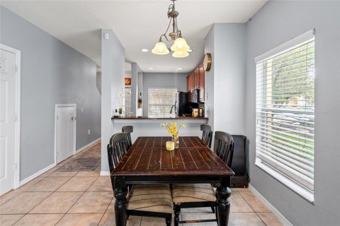 Touwnhouse à vendre à Tampa, Floride: 2 chambres, 108.97 m2 № 1919505 - photo 11