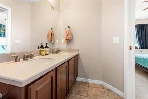 Touwnhouse à vendre à Tampa, Floride: 2 chambres, 108.97 m2 № 1919505 - photo 19