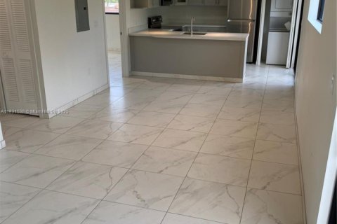 Appartement à louer à Miami, Floride: 2 chambres, 111.48 m2 № 1809196 - photo 6