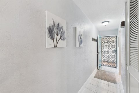 Copropriété à vendre à Daytona Beach, Floride: 2 chambres, 98.1 m2 № 2201833 - photo 9