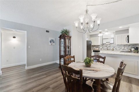 Copropriété à vendre à Daytona Beach, Floride: 2 chambres, 98.1 m2 № 2201833 - photo 14