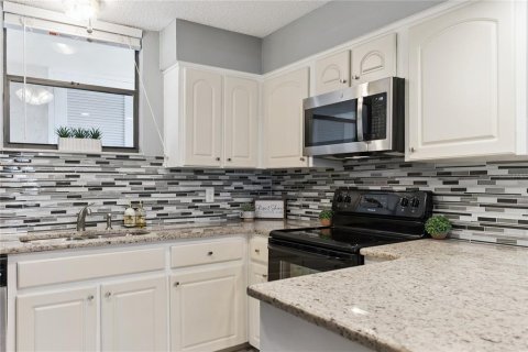 Copropriété à vendre à Daytona Beach, Floride: 2 chambres, 98.1 m2 № 2201833 - photo 20