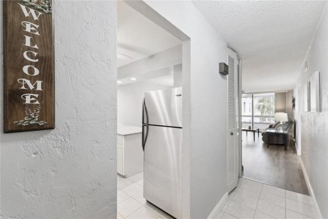 Copropriété à vendre à Daytona Beach, Floride: 2 chambres, 98.1 m2 № 2201833 - photo 16