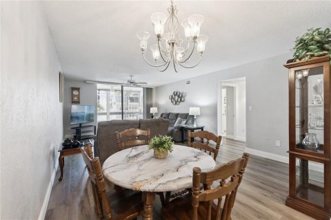 Copropriété à vendre à Daytona Beach, Floride: 2 chambres, 98.1 m2 № 2201833 - photo 15