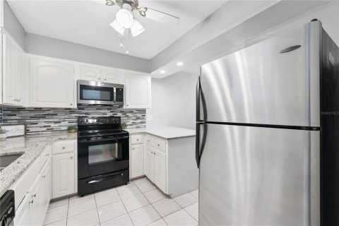 Copropriété à vendre à Daytona Beach, Floride: 2 chambres, 98.1 m2 № 2201833 - photo 18