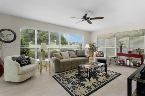 Villa ou maison à vendre à The Villages, Floride: 3 chambres, 138.89 m2 № 2355728 - photo 12