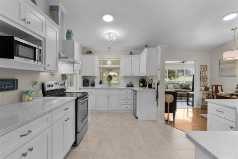 Villa ou maison à vendre à The Villages, Floride: 3 chambres, 138.89 m2 № 2355728 - photo 25