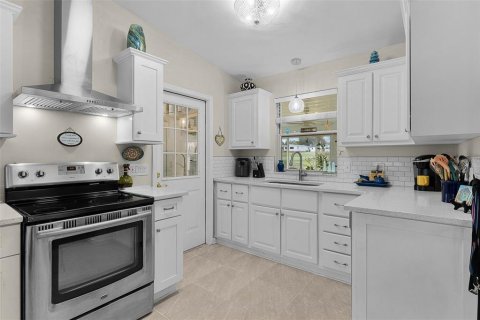 Villa ou maison à vendre à The Villages, Floride: 3 chambres, 138.89 m2 № 2355728 - photo 22