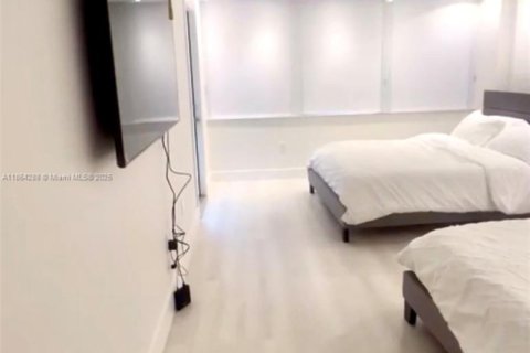 Снять в аренду кондоминиум в Авентура, Флорида 2 спальни, 145.39м2, № 1957372 - фото 8