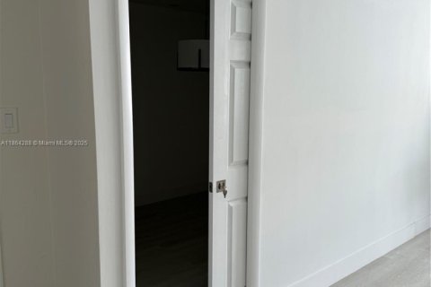 Снять в аренду кондоминиум в Авентура, Флорида 2 спальни, 145.39м2, № 1957372 - фото 6