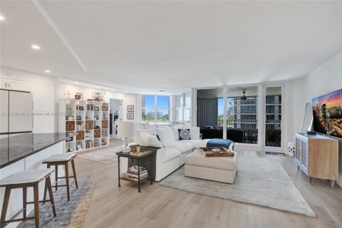 Copropriété à louer à Pompano Beach, Floride: 2 chambres, 152.73 m2 № 1939551 - photo 3