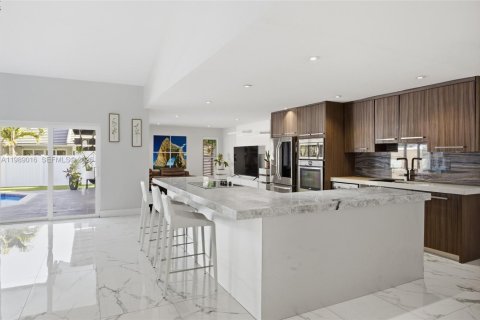 House in Sunrise, Florida 3 bedrooms, 167.87 sq.m. № 2062368 - photo 29