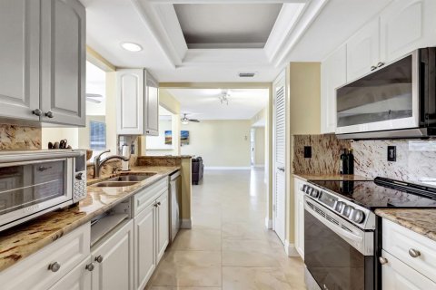 Casa en venta en Port St. Lucie, Florida, 3 dormitorios, 142.7 m2 № 2180434 - foto 16