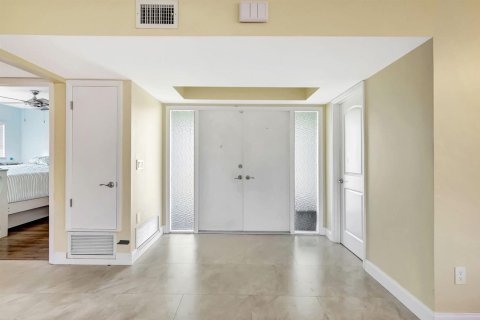 Casa en venta en Port St. Lucie, Florida, 3 dormitorios, 142.7 m2 № 2180434 - foto 4