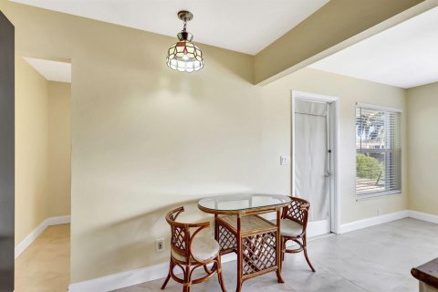 Casa en venta en Port St. Lucie, Florida, 3 dormitorios, 142.7 m2 № 2180434 - foto 14